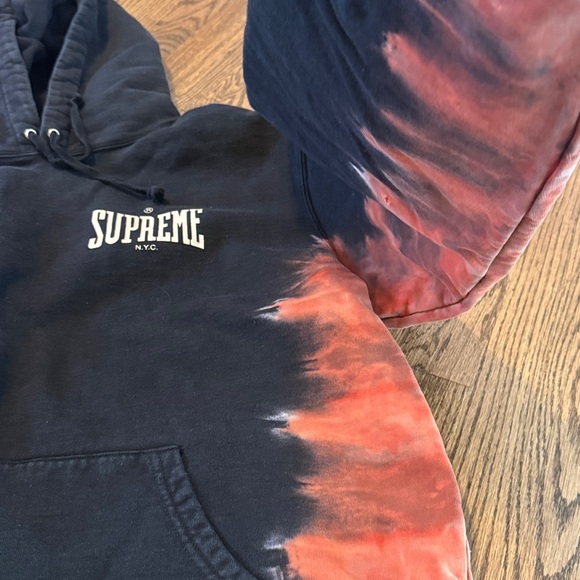 Supreme Kids Black and Orange Hoodie - Picture 3 of 6